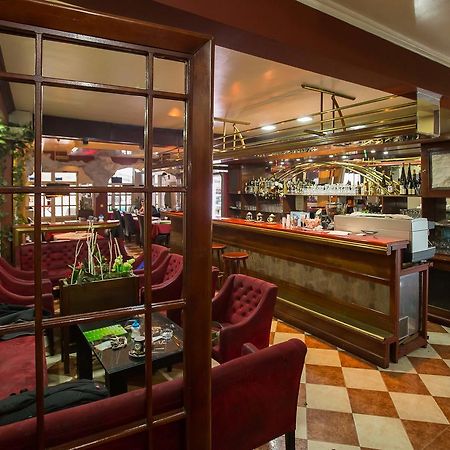 Jet Star MotelZivinice エクステリア 写真
