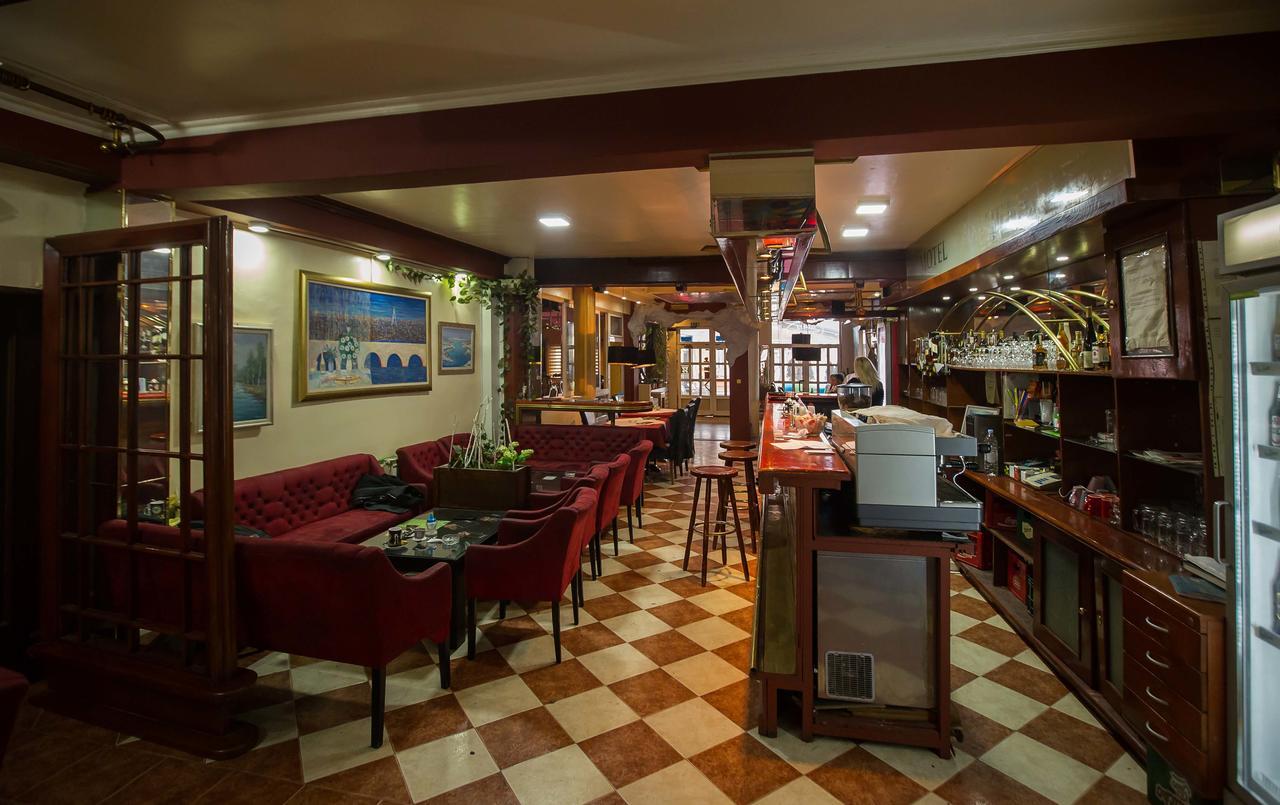 Jet Star MotelZivinice エクステリア 写真
